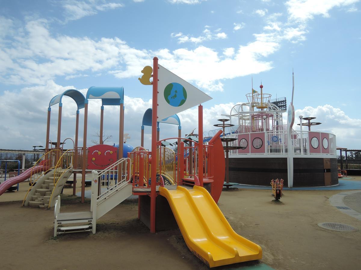 Uchinadamachi Cycling Terminal Hotel Exterior photo